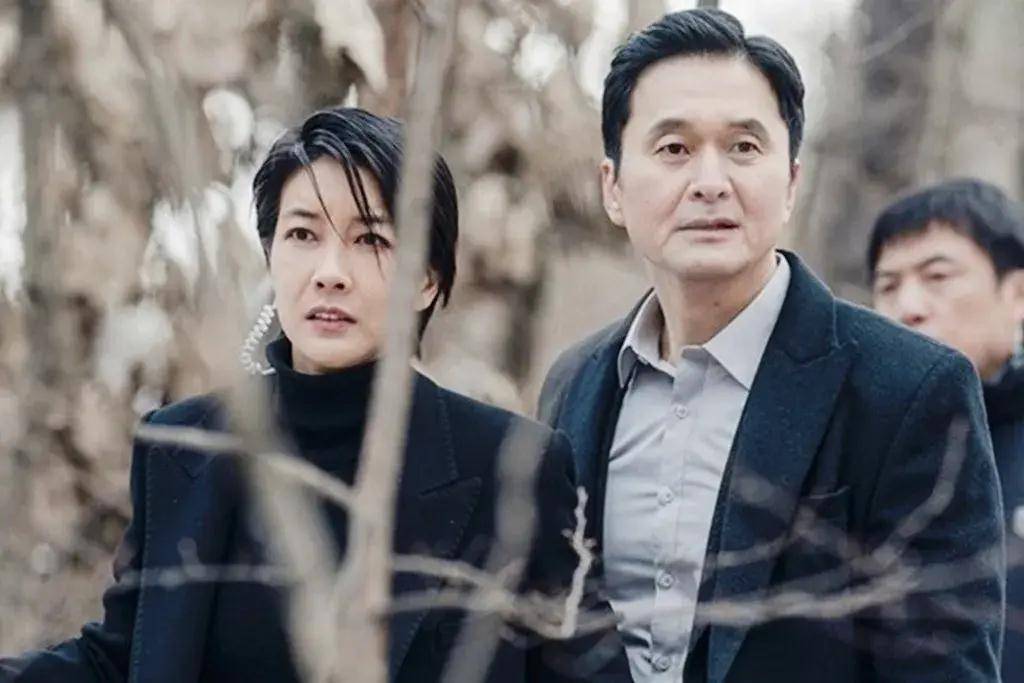 华丽转身!帅气女财阀回归,不变的依旧是领袖气质_陈瑞妍_电影_演技