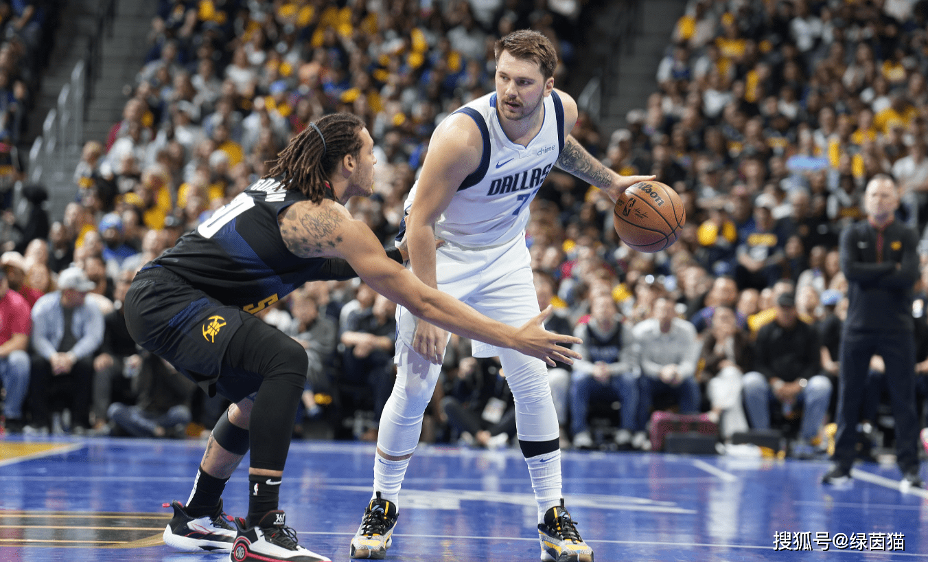 约基奇轰33 14 9,创纪录:拒绝欧文东契奇逆转_掘金_传球_助攻