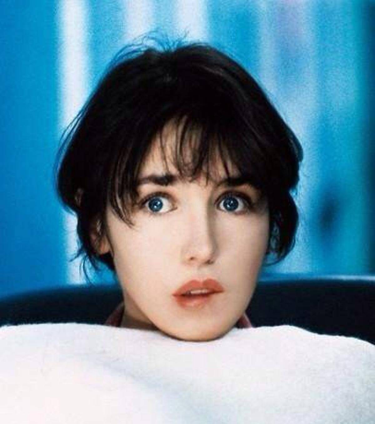 这5位颠倒众生的世纪美人:第一位能用眼神开车,简直绝绝子_安吉_利亚