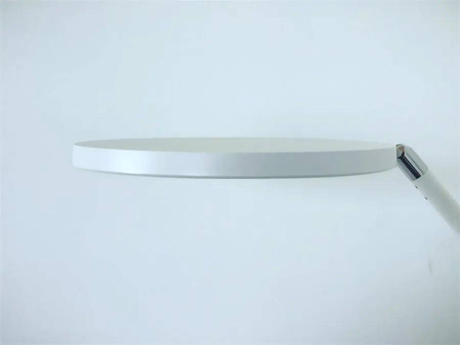 小路灯大智能,支持手扫即亮、调光,这款书客护眼灯L1是真智能