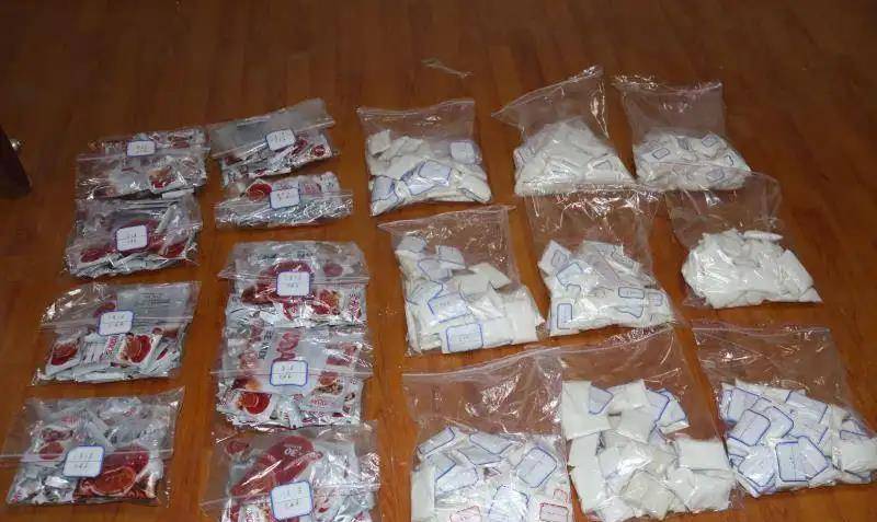 9克,半成品712公斤;罂粟粉162.