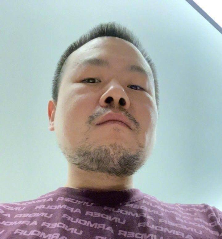 五位男星们的无p图高清自拍,看过后我吐了,这还是我的男神吗_朱一龙