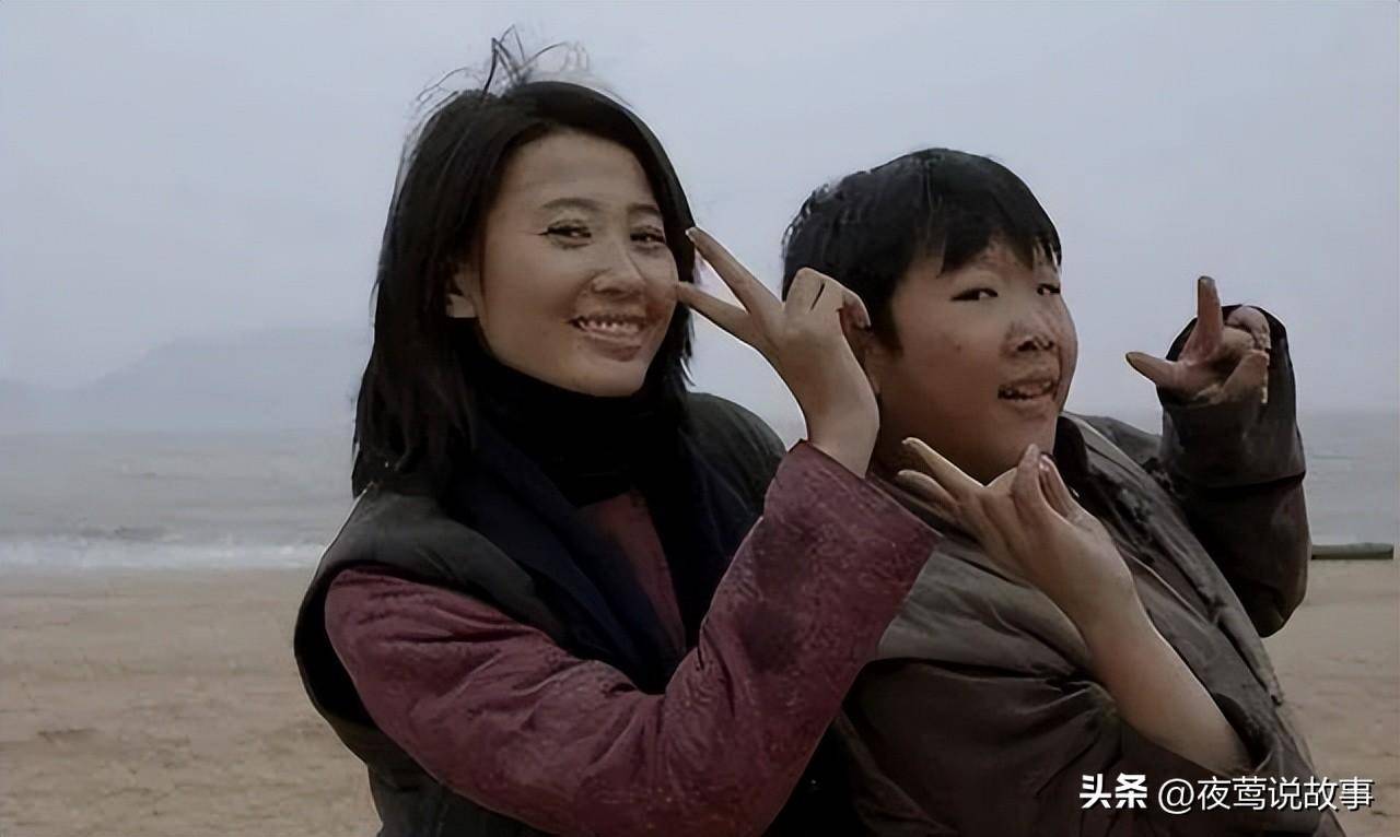 娱乐圈的"最萌身高差":赵寅与侯祥的浪漫传奇_表演_成为了_爱情