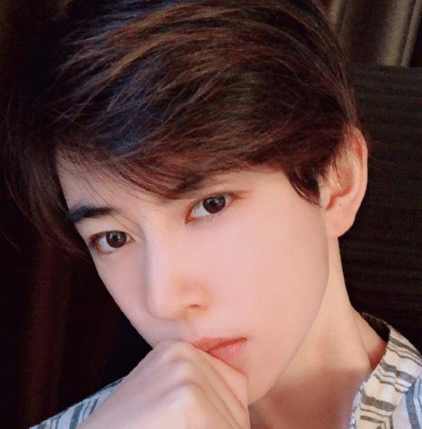 "男装大佬"熊祁向广大网友征婚,择偶标准令人心动,粉丝坐不住了_女孩