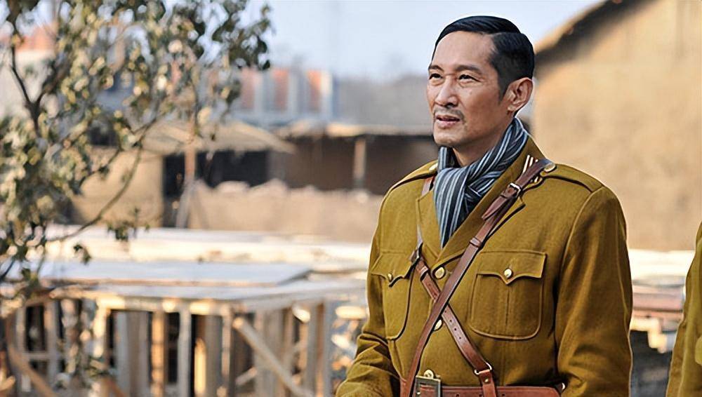 北京时间11月7日下午,中国著名演员王劲松的最新消息!_表演_角色_演技