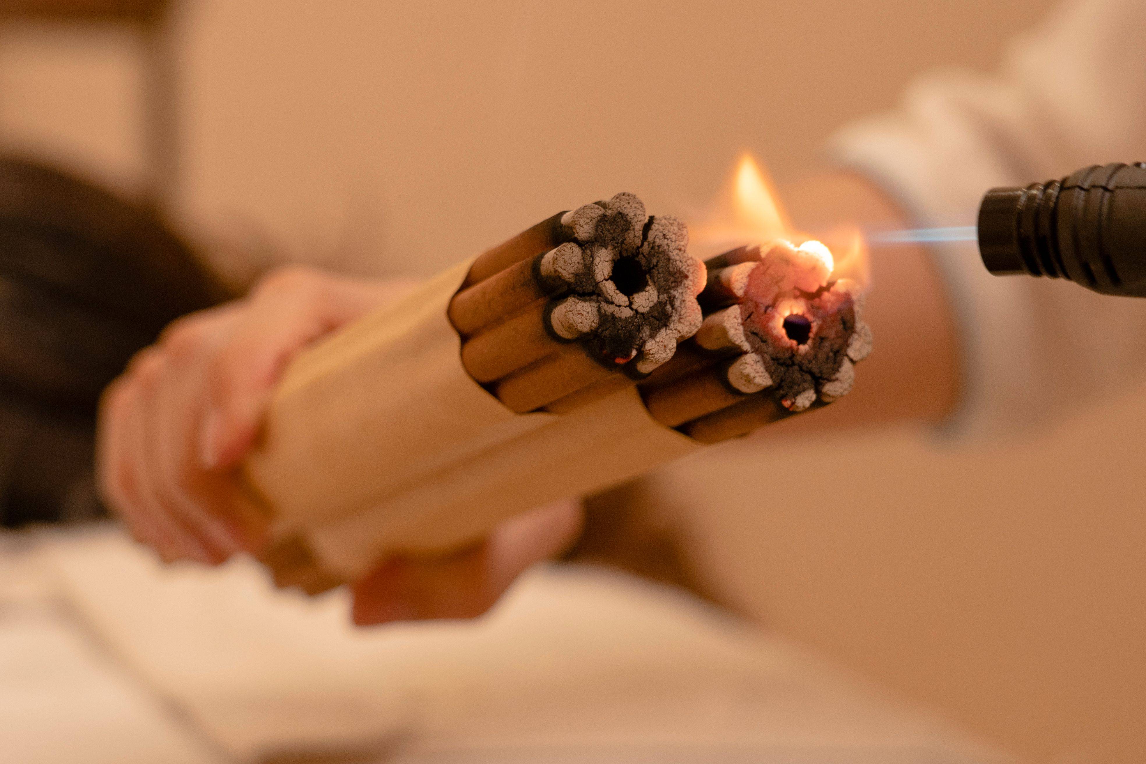 立冬养生|滋阴补阳防五寒,沉香灸养过暖冬_阳气_穴位_颈部