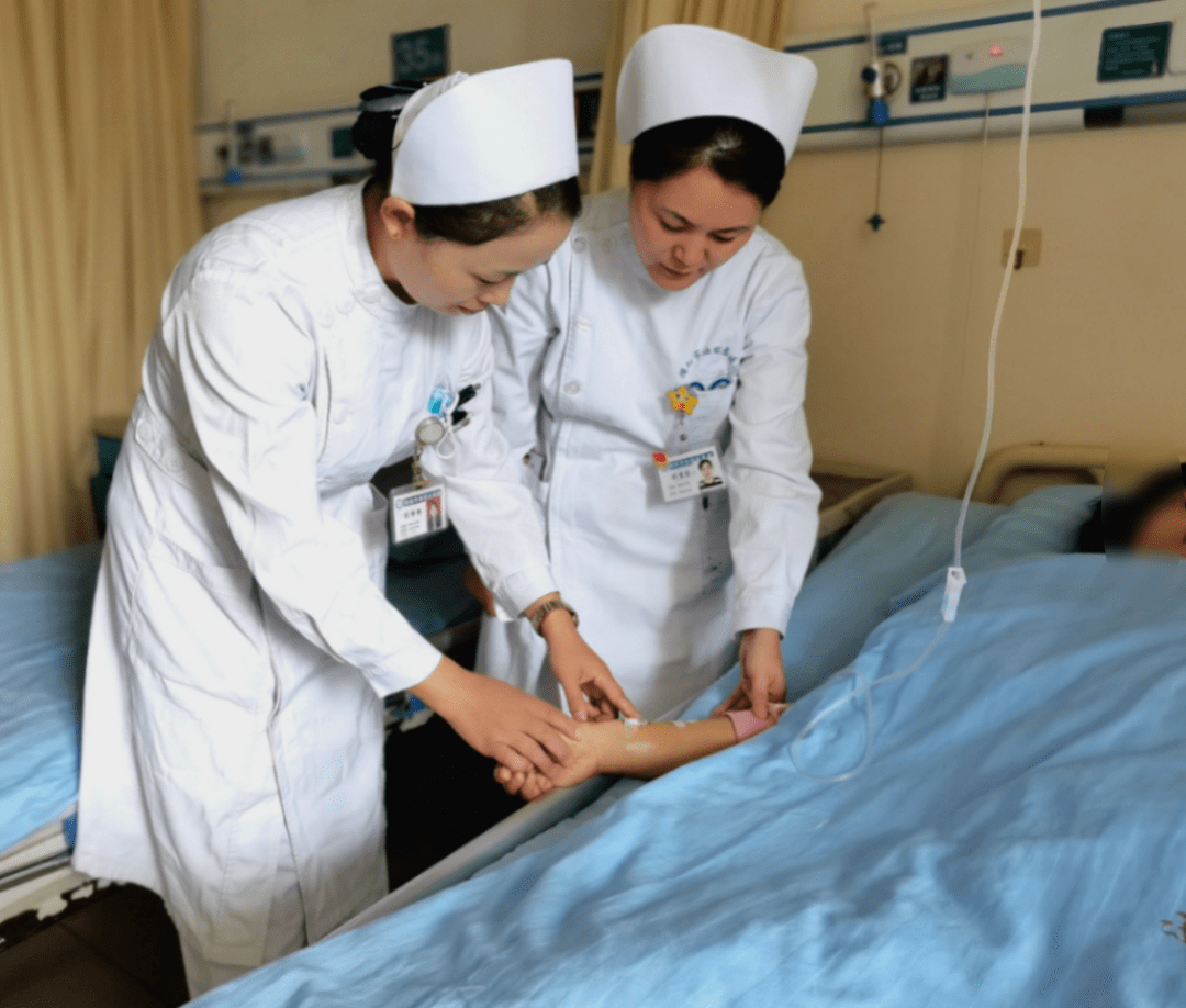 濮阳油田总医院神经外科"小爱心 大温暖"