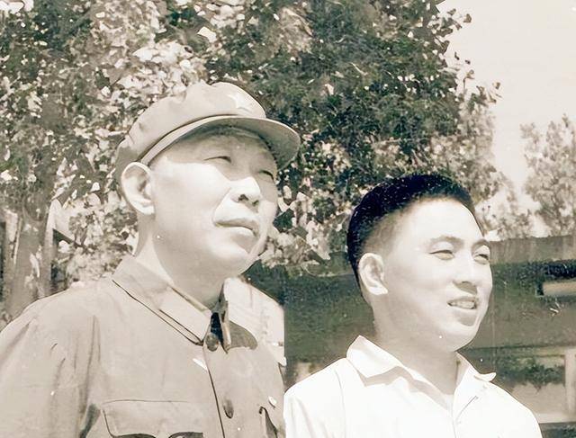 李克农拜访韩练成,看到他夫人汪萍笑道:没想到七嫂真是深藏不露 -6parkbbs.com