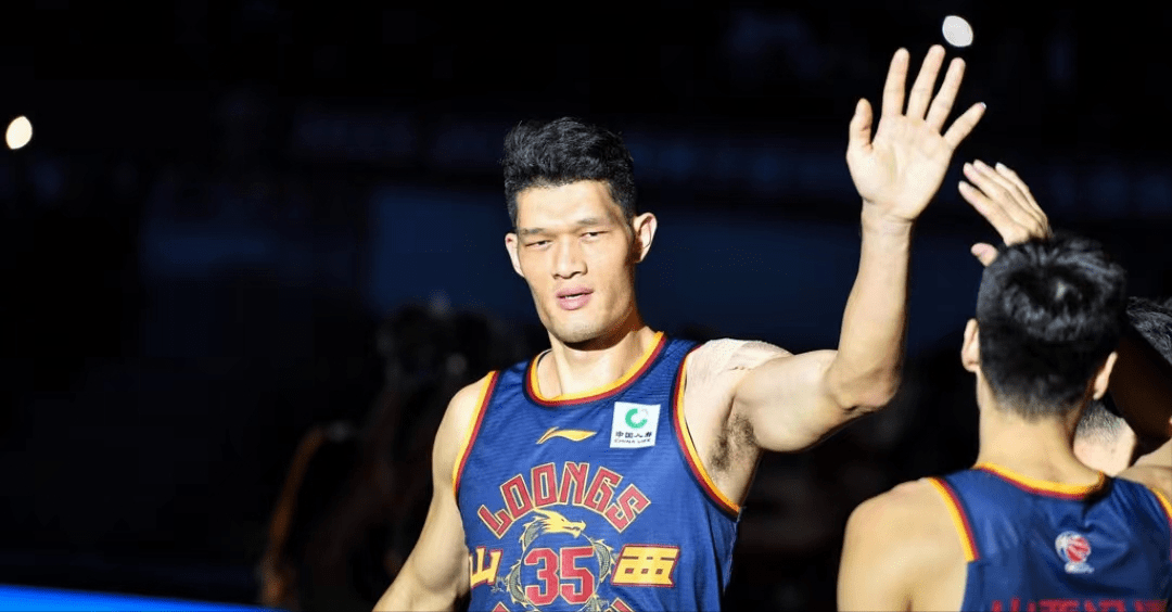 这也是在面对杨瀚森出众的个人身高优势,所进行的调整,要了解到葛昭宝