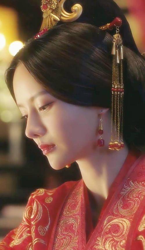 除了《甄嬛传》,还有哪些剧能找到女星的颜值巅峰_曹丕_因为_时候