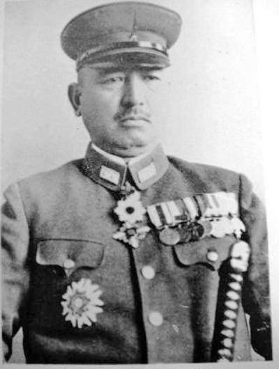 7月8日,牟田口威胁中方谈判代表,要进宛平城搜查失踪士兵,被我代表