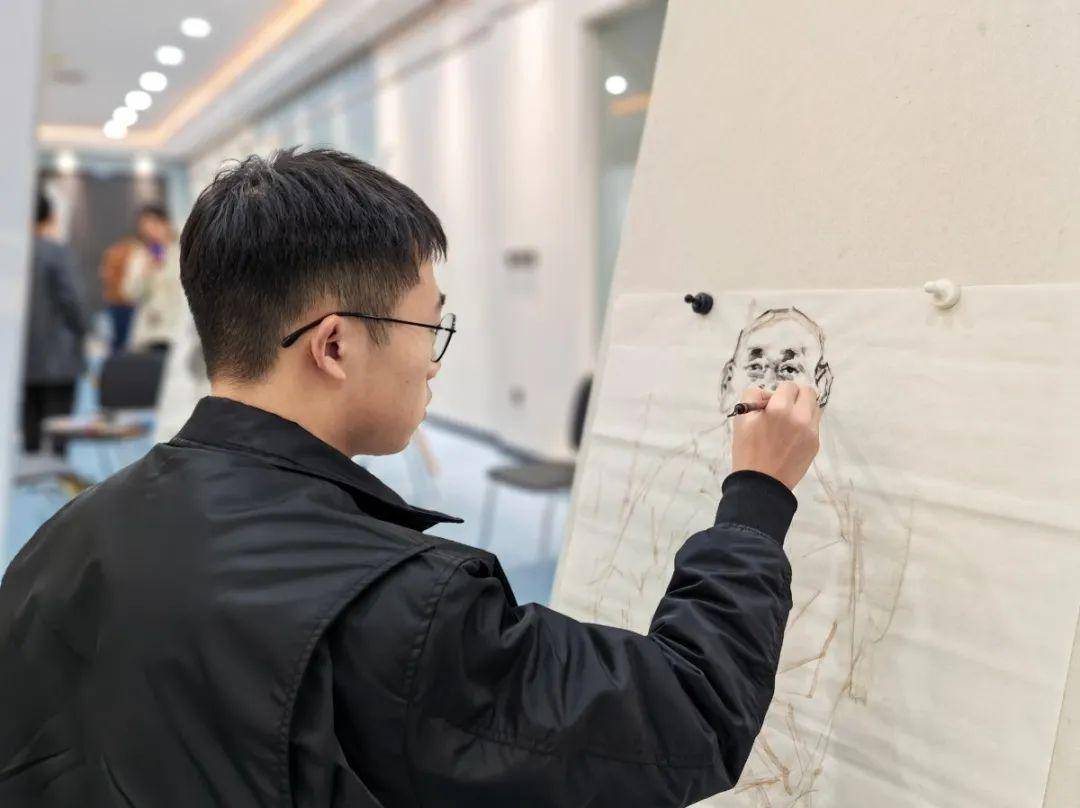 首都师范大学王珂先生师生写生作品展在天水开展_美术_艺术_中国