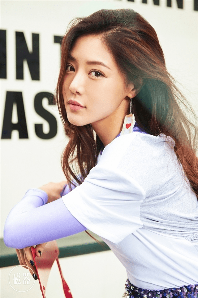 邓佳佳_人物_演技