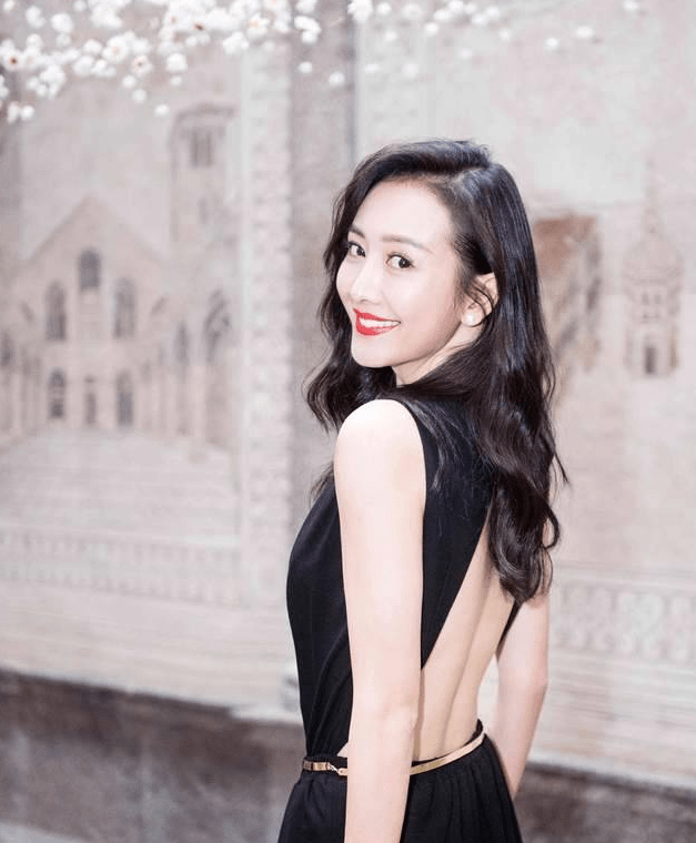 40岁的王鸥,性感霸气,女人味十足!_安吉尔_演技_中国