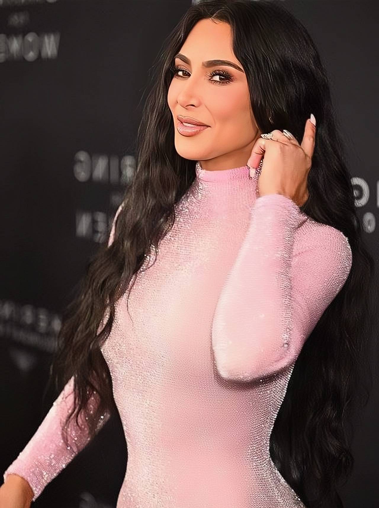 c罗前女友出门溜娃遭曝光,卡戴珊性感身材不输伊万卡 球迷:服了_时尚