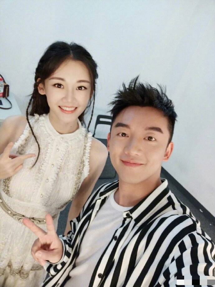 郑恺向苗苗深表歉意,陪伴是最为真挚的告白,共享旅行的意义_节目_老婆