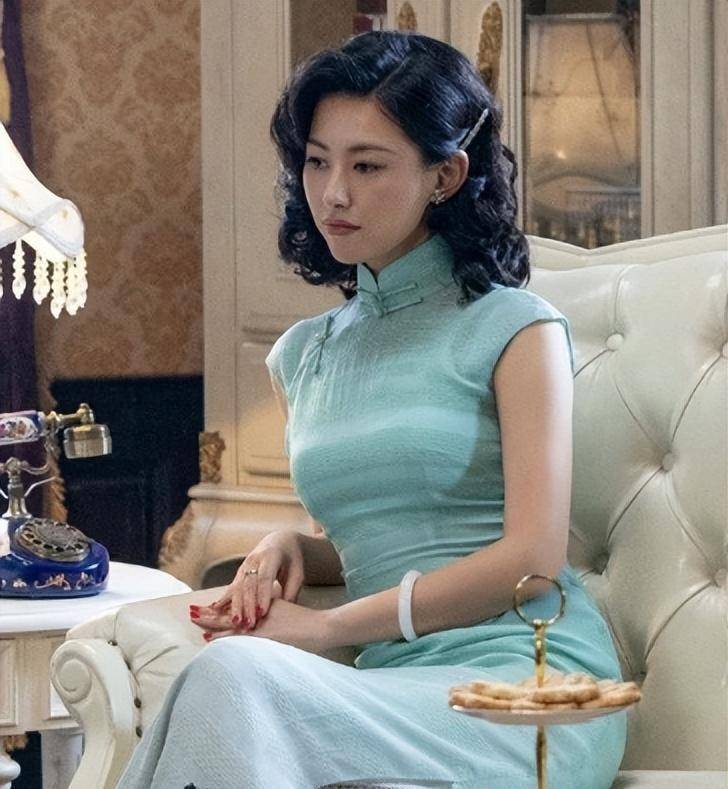 "京圈贵公主"朱珠:出生便是公主命,36岁却选择嫁给普通人_李泉_家人