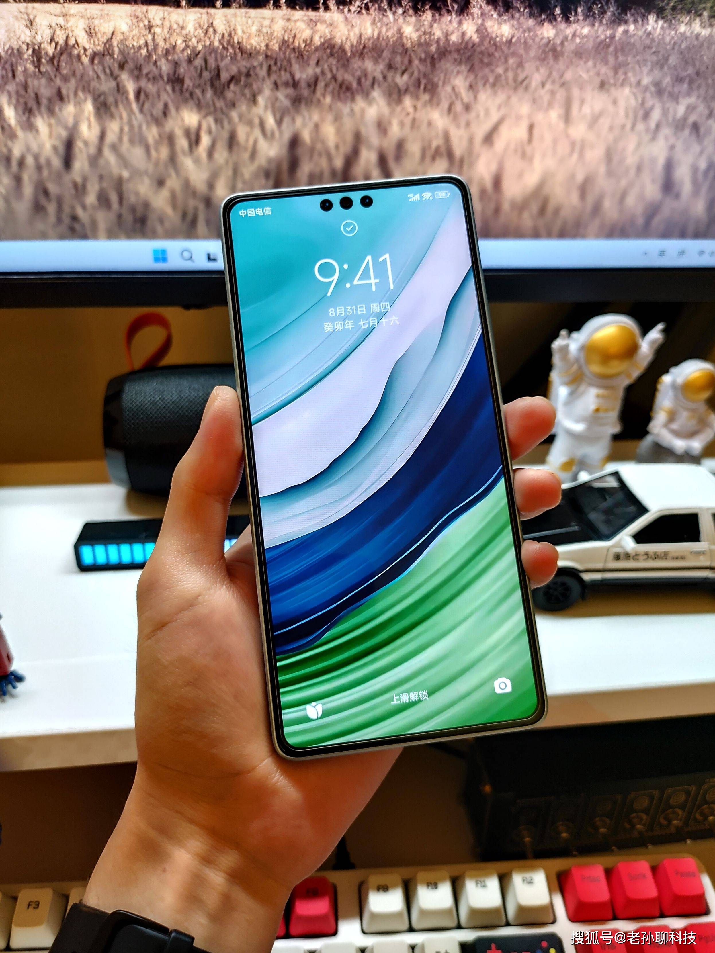 老外拆解华为mate60 pro,国产成本占近一半,外媒:中国真牛!