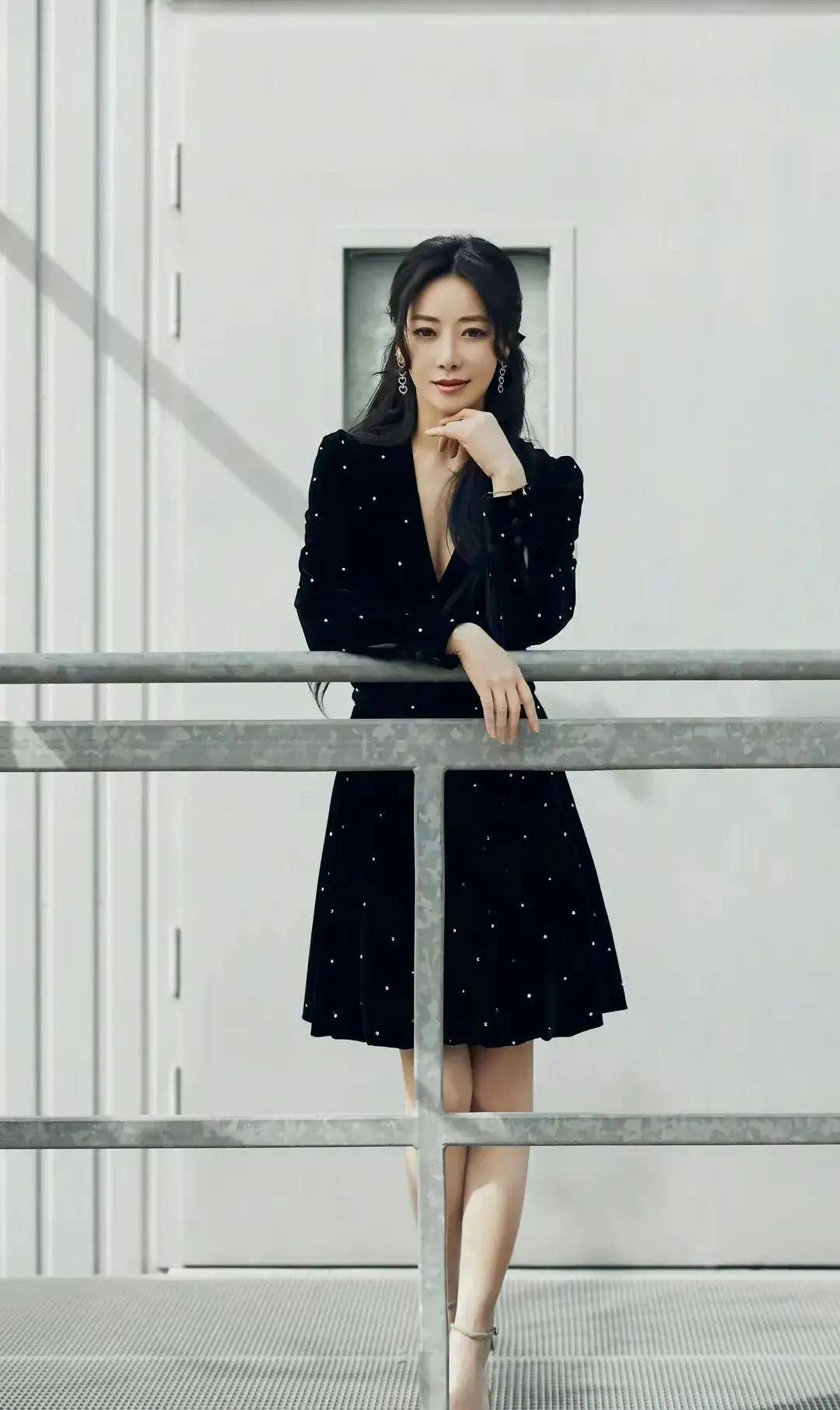 人妻陈紫函,成熟优雅韵味十足_生活_外表_魅力