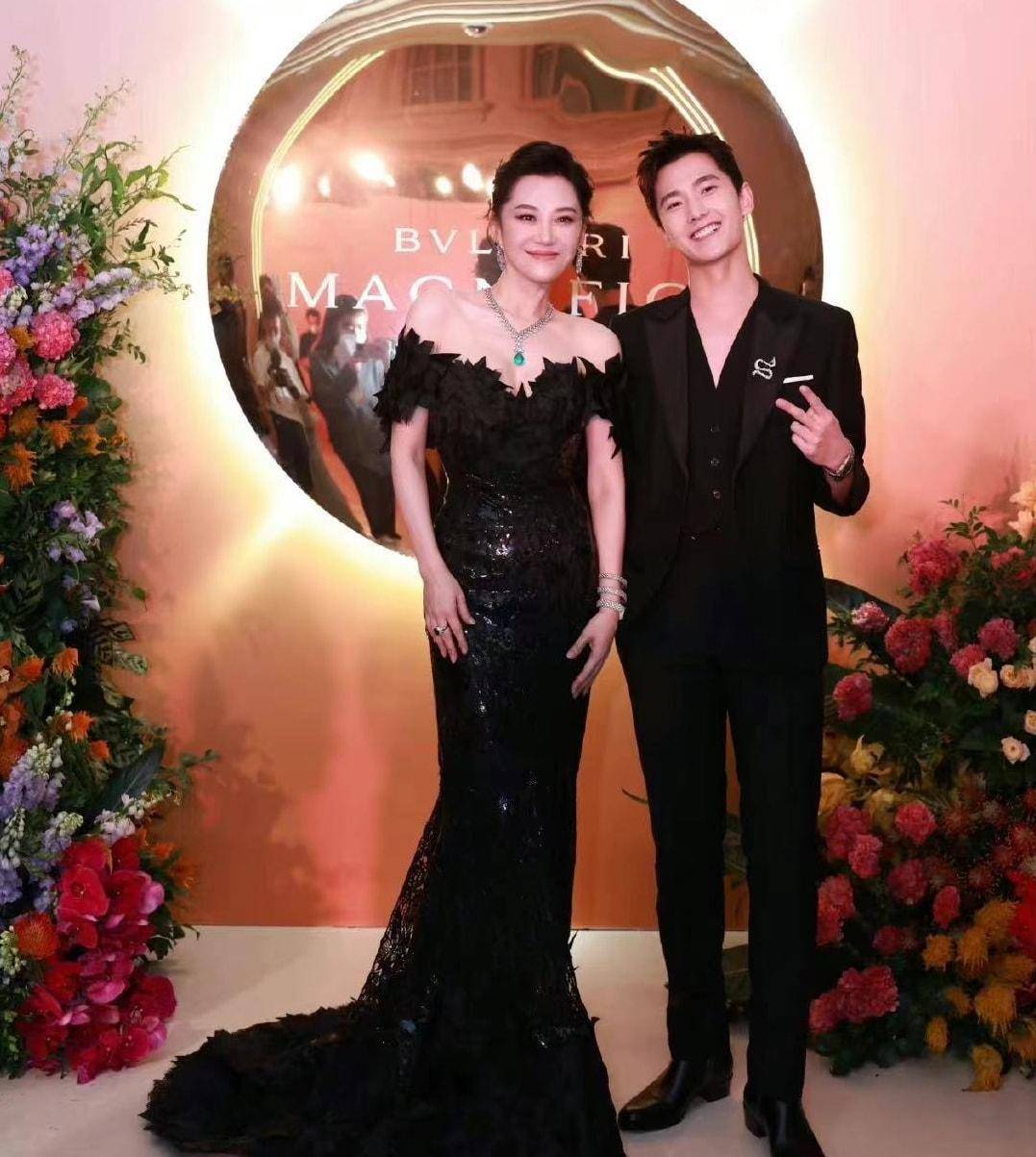 这些身材丰腴,可盐可甜,有颜值有演技的女星,才值得大家追_景甜_蒋欣