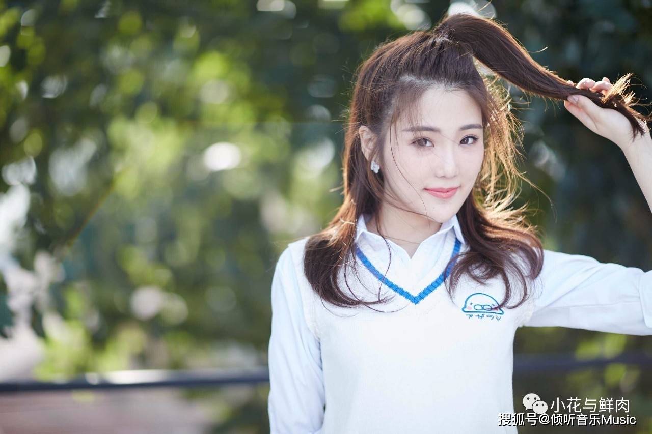 张可盈为什么姓张?美貌和智慧并存的演艺全能少女