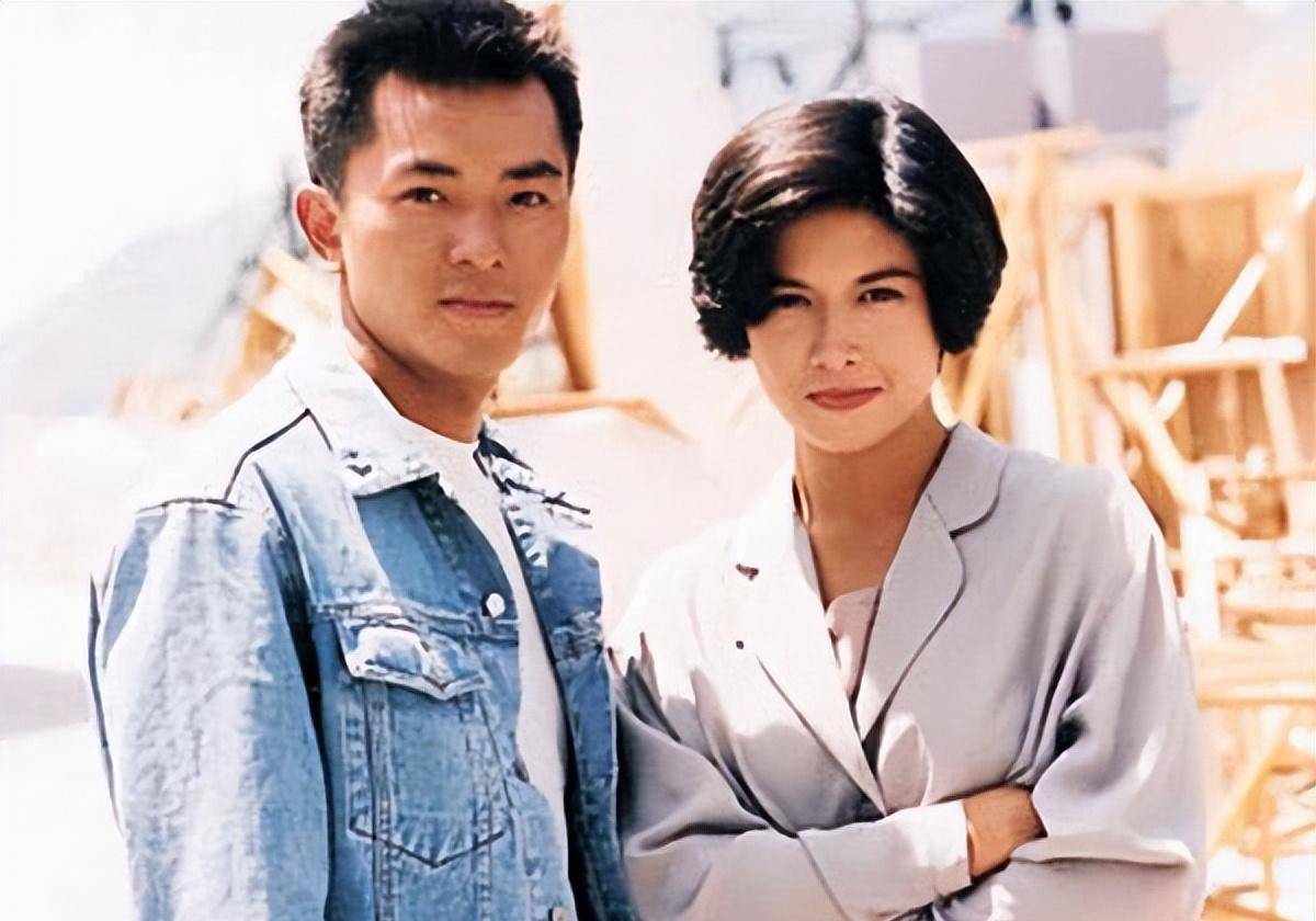 被天后横刀夺爱,如今住上亿豪宅却过得凄凉_邵美琪_戚其义_工作