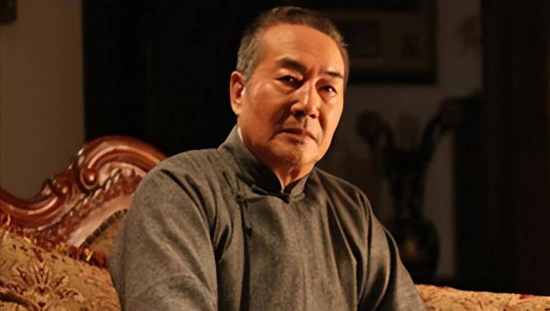国家一级演员杜雨露,葬礼仅6人参加,临终11字遗言太深刻