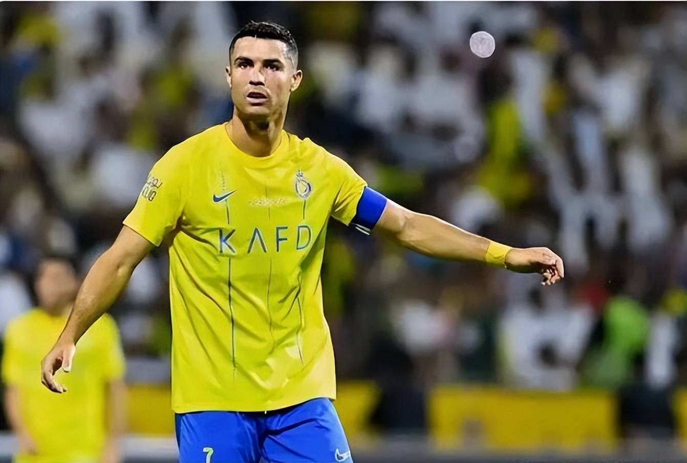 那不勒斯炒帅,风光不过5个月,球迷遭打脸给c罗道歉_鲁迪_胜利_利雅得