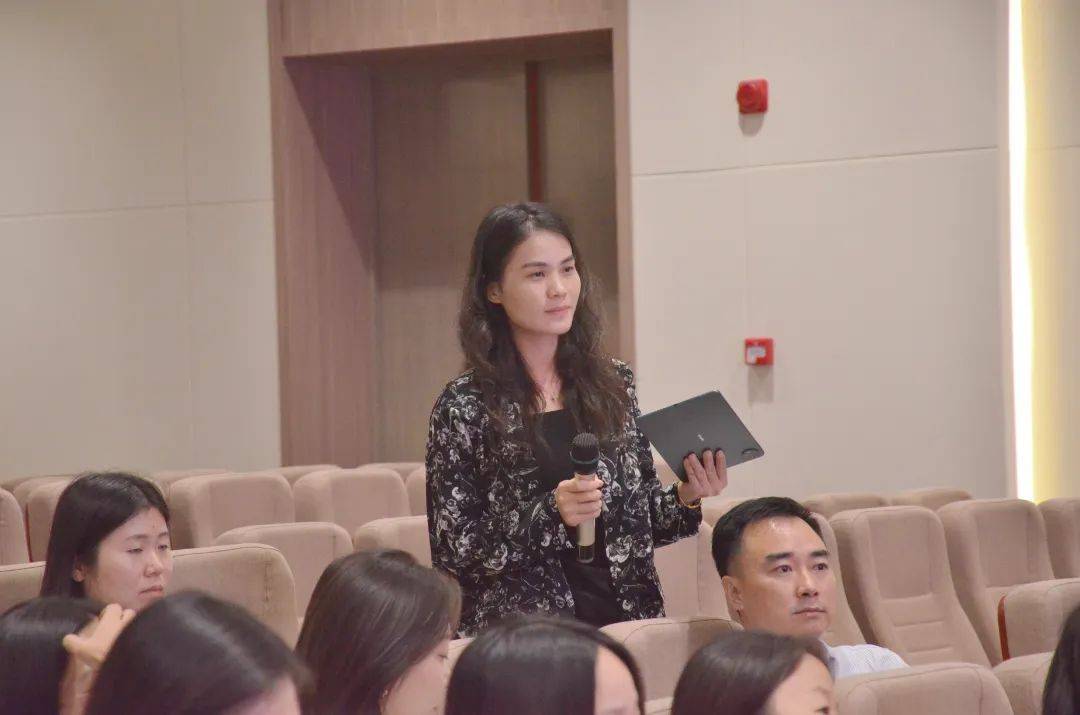 探索新课标,聚焦教学融合——走进深圳亚迪学校