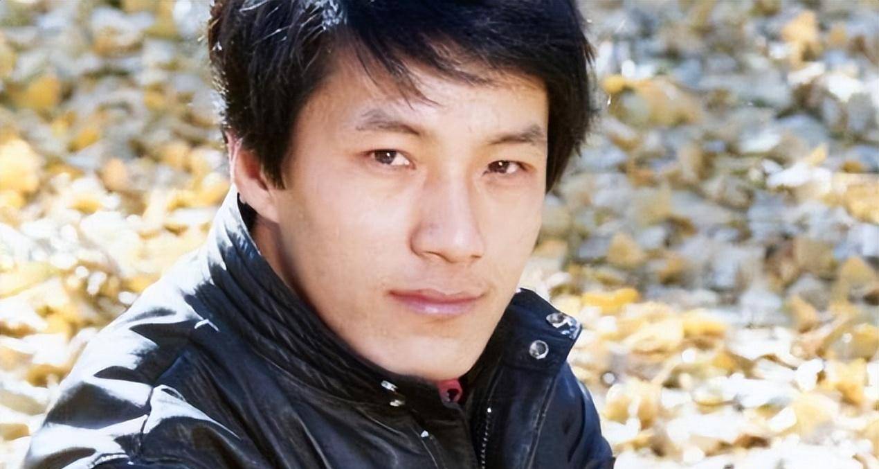 冯远征:宠妻28年,梁丹妮66岁还活得像个孩子,无子婚姻也幸福_表演_安