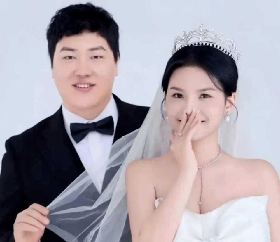 中国斯诺克名将又结婚,新娘为外国富家女,现场激动落泪_颜丙涛_运动