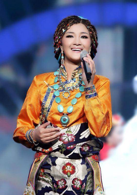 4年前,那个被刀郎告上法庭的降央卓玛,如今的现状令人唏嘘_汪峰_杨娜