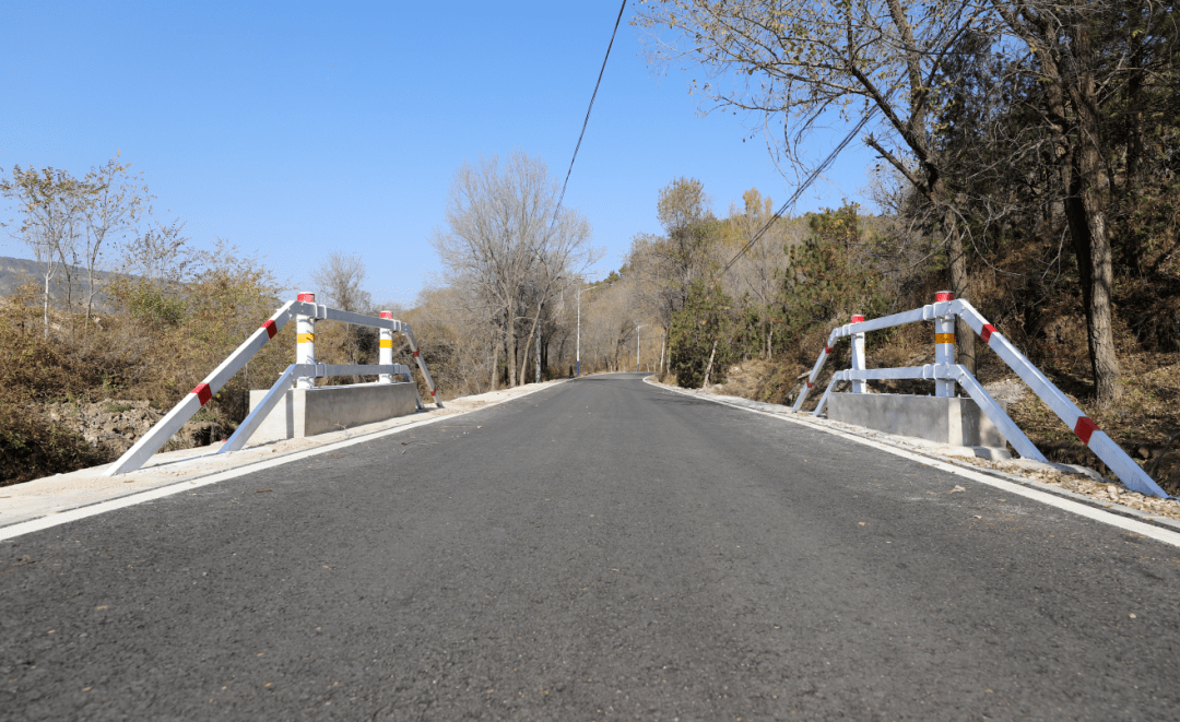 延庆区8条应急抢通乡村公路完工_道路_珍珠泉乡_双金草