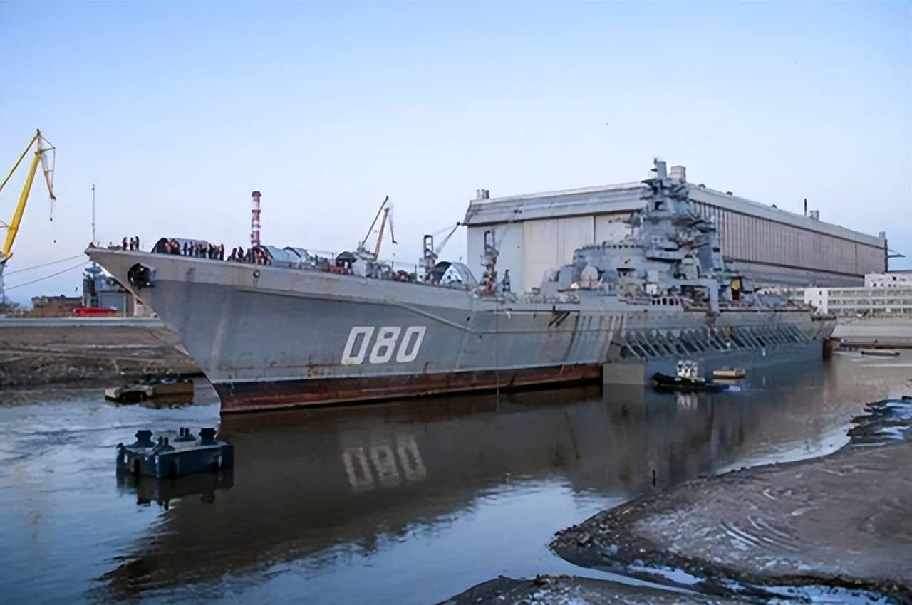 纳希莫夫号战舰即将完成修复,搭载核动力系统,拥有强大整体实力