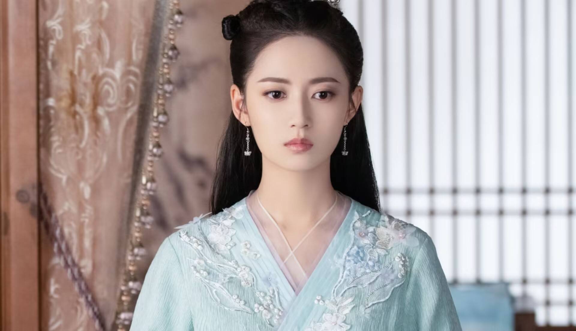 刘亦菲再启大女主剧,被爆与张凌赫,曾舜晞领衔,陈钰琪惊喜加盟_古意