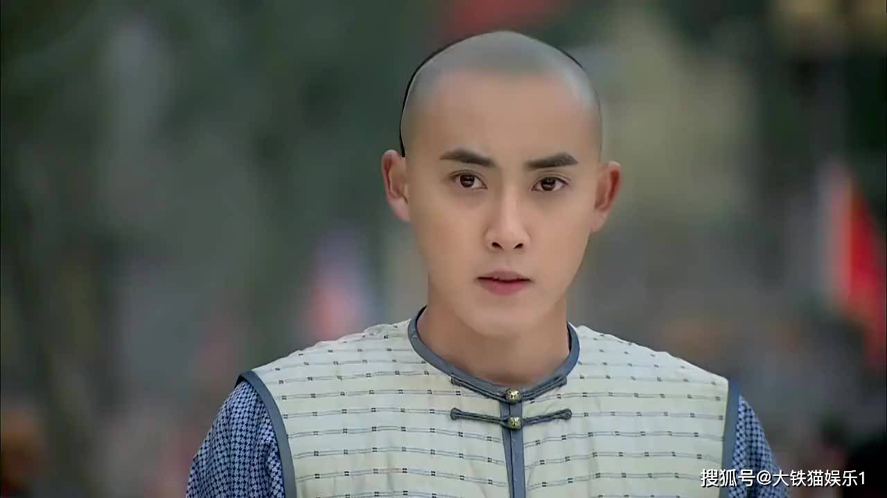 五阿哥一角走红的张睿,曾在古装界也颇有建树,《隋唐英雄》里的俏罗成