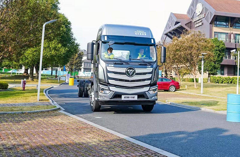 引领中卡amt时代 欧曼行星中卡采埃孚自动挡产品上市_搜狐汽车_搜狐网