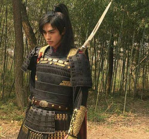 善良夫妻救了一个男子,谁承想为女儿找到一个将军夫婿_李长乐_土匪