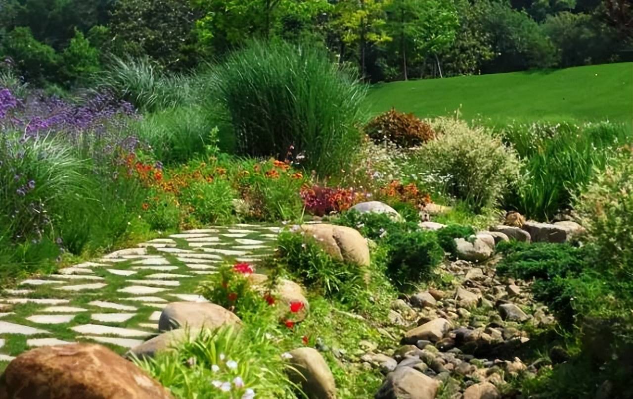 庭院旱溪景观怎么做?其实很简单哦~_水景_时候_素土