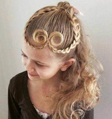 儿童舞台风蜈蚣辫编发发型蓬松扎发教程_发丝_造型_头发