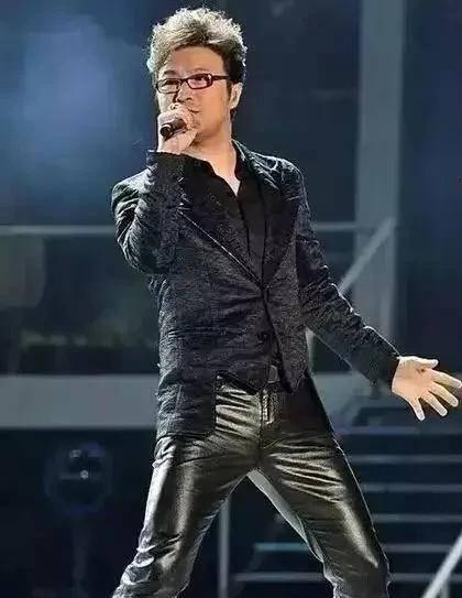 带11岁二女儿去买钻戒,两人全程无交流,光头抢镜_康作如_汪璟怡_因为