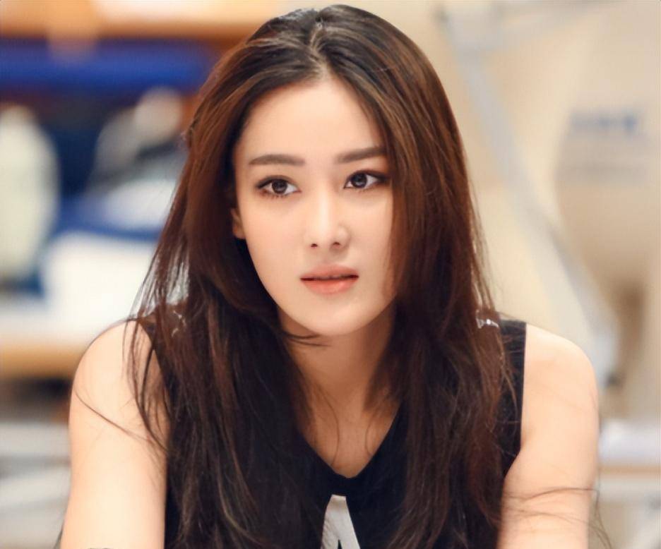 "岭南悍虎"何捷:我用6年,证明张馨予是全世界最传统的女人!