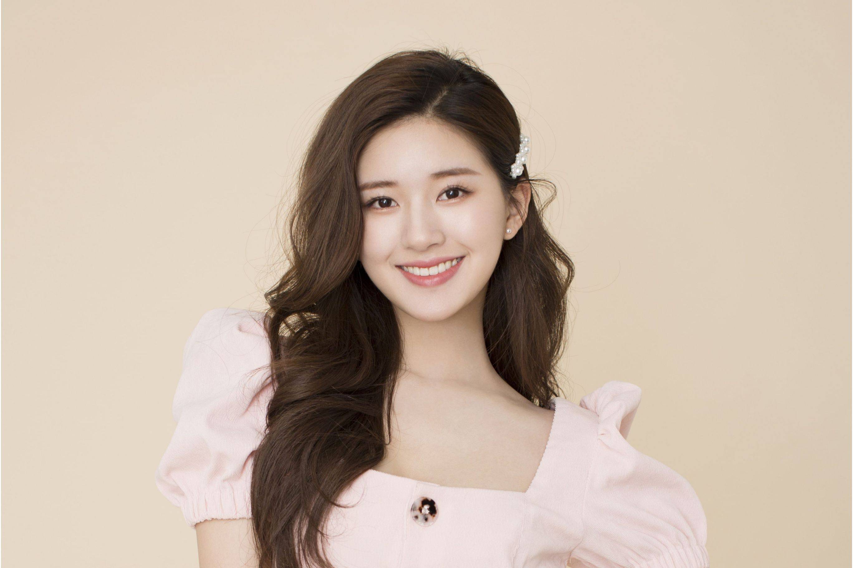 24岁赵露思,怎么可以美成这样啊!_表演_身材苗条_品质