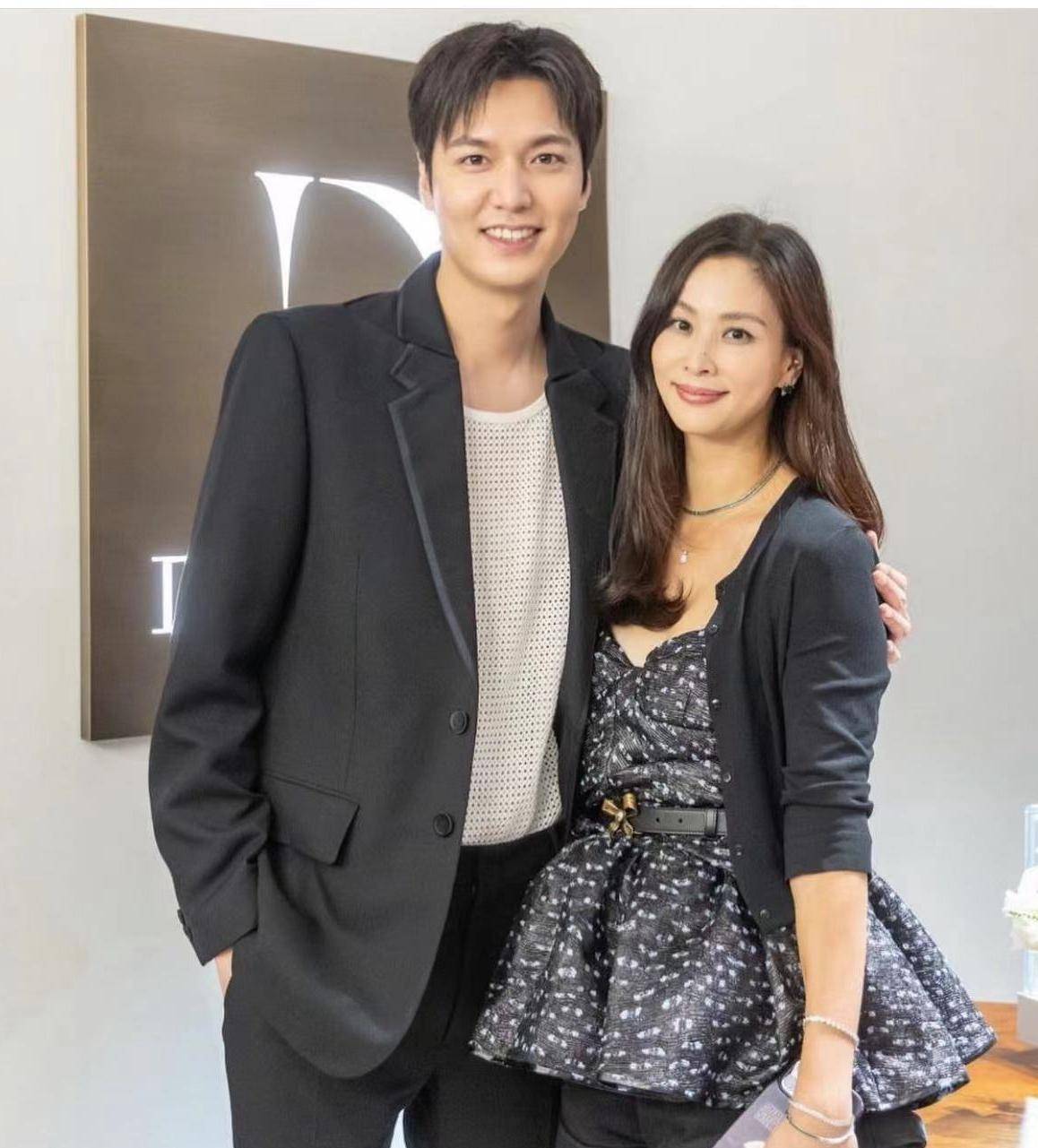 指南 韩媒曝高小英偷漏税,细节被扒引热议,老公张东健曾丑闻缠身_活动