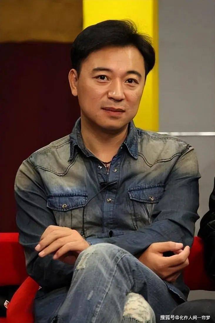 爹",45岁才成家,娇妻小10岁,愿为俩儿子奋斗到70岁_张晞_冯远征_考试