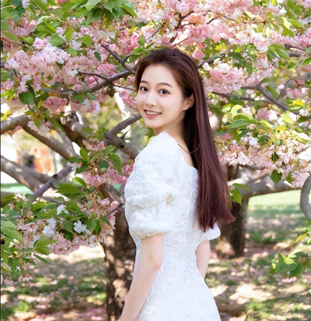 弦官宣离婚,结婚仅3个月,女方无法忍受外界诽谤骚扰_冯琳_杨舒春_事件