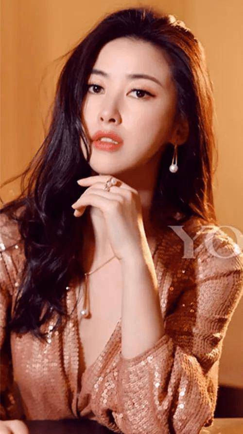 38岁朱珠,清纯甜美自带气场!_魅力_才华_影响力