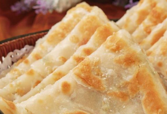 老师傅透露：做饼时加点“它”，做出的饼松软可口，凉了也不硬(图2)