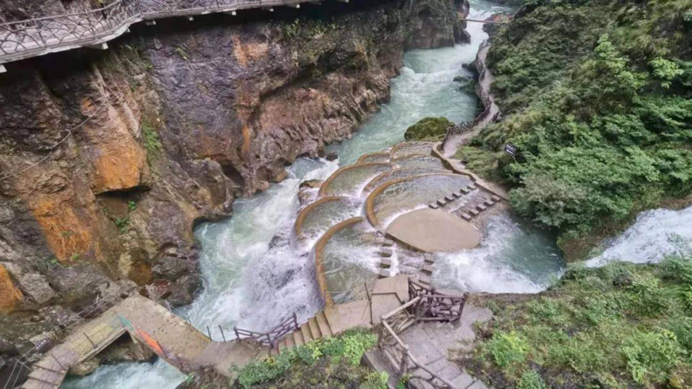 铜仁大峡谷漂流图片