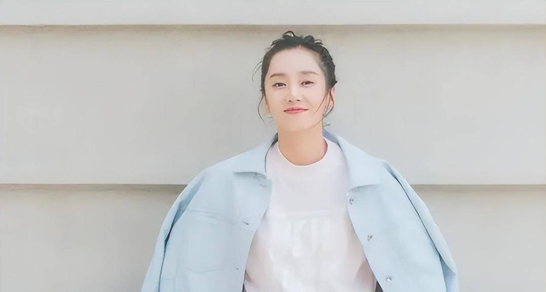 一场婚礼,谭松韵,黄晓明暴露真实人品,缺席的刘昊然这下麻烦了_董晴